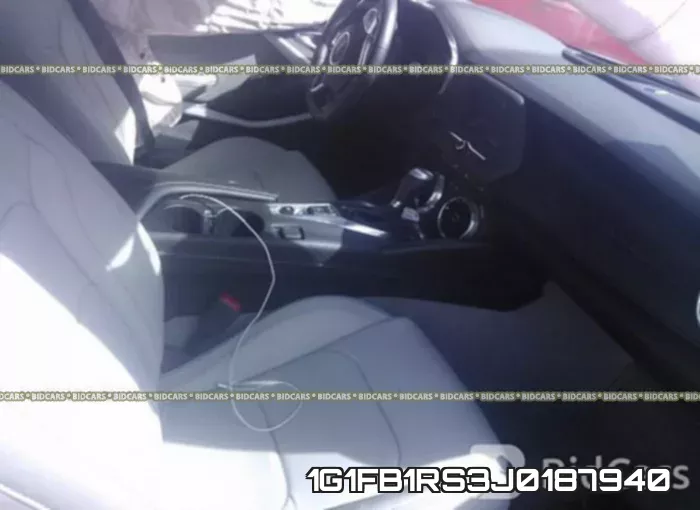 1G1FB1RS3J0187940 фото 6