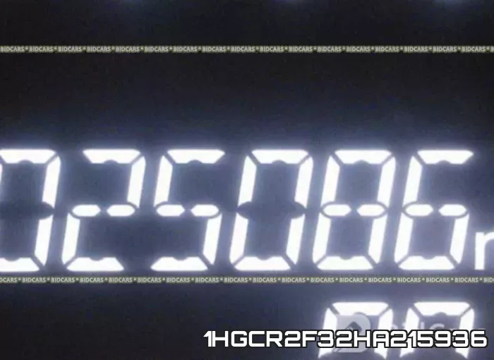 1HGCR2F32HA215936 фото 8