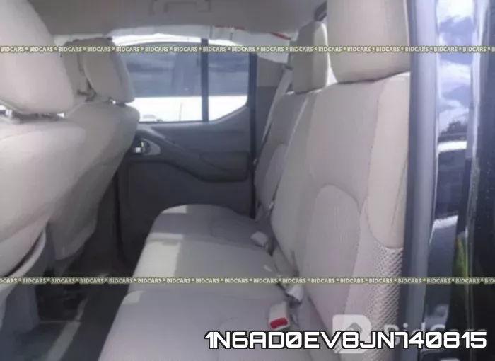 1N6AD0EV8JN740815 фото 9