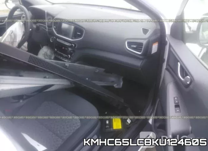 KMHC65LC8KU124605 фото 6
