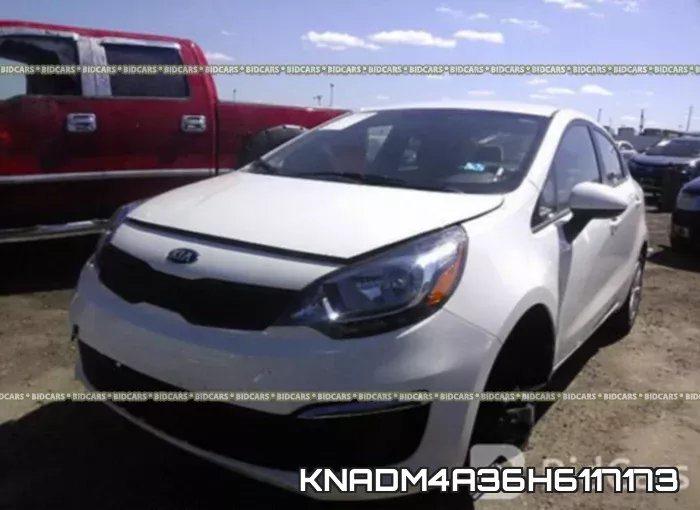 KNADM4A36H6117173 фото 3