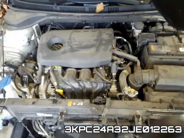 3KPC24A32JE012263 фото 4