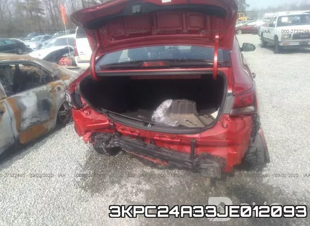 3KPC24A33JE012093 фото 4