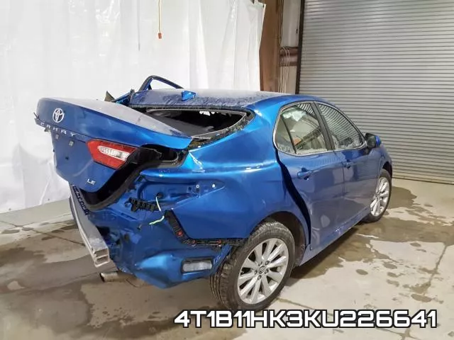 4T1B11HK3KU226641 фото 5