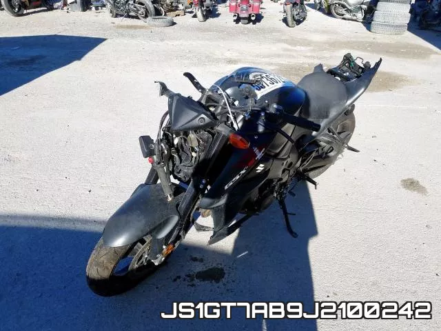 JS1GT7AB9J2100242 фото 2