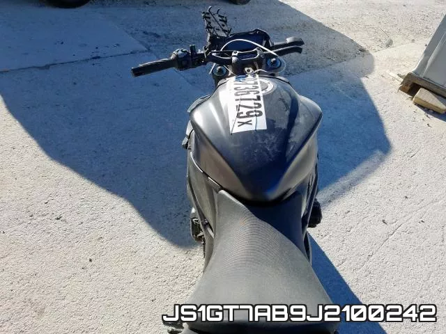 JS1GT7AB9J2100242 фото 5