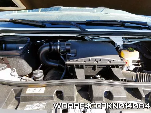 WDAPF4CD7KN014084 фото 7