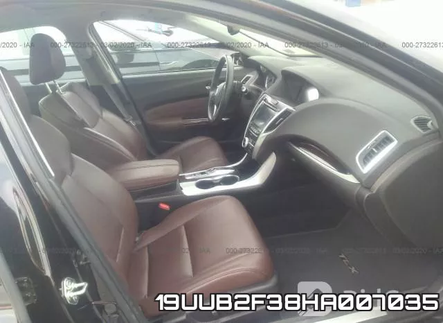 19UUB2F38HA007035 фото 4