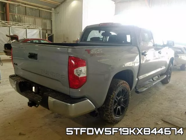 5TFDW5F19KX844674 фото 4