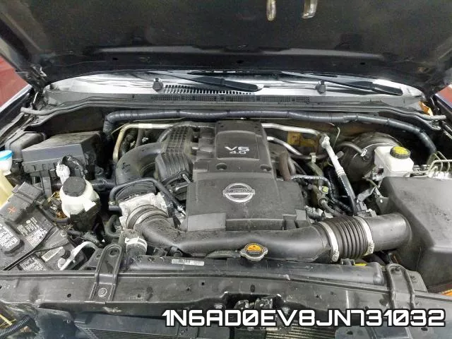 1N6AD0EV8JN731032 фото 5