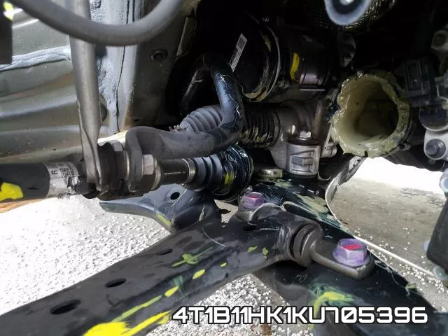 4T1B11HK1KU705396 фото 5