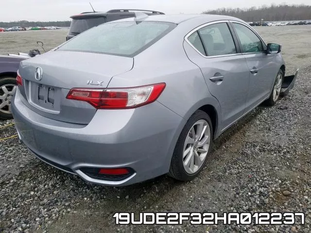 19UDE2F32HA012237 фото 3