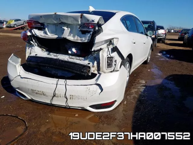 19UDE2F37HA007552 фото 3