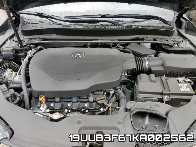 19UUB3F67KA002562 фото 4