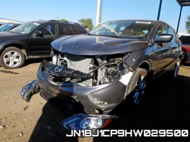 JN1BJ1CP9HW029500 фото 2