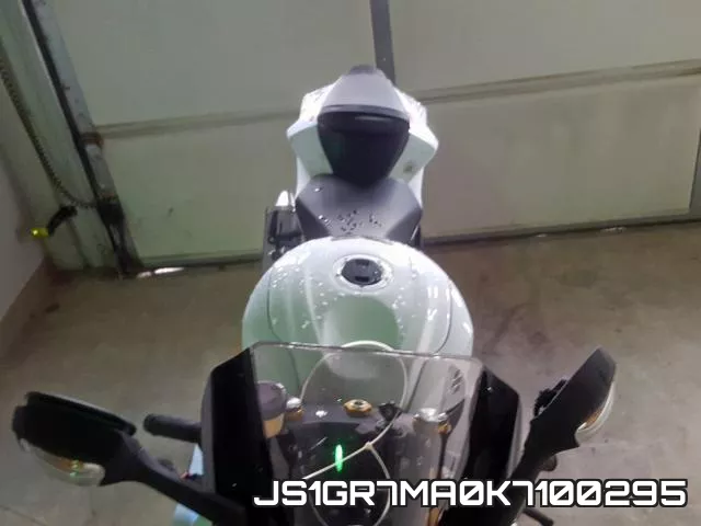 JS1GR7MA0K7100295 фото 4