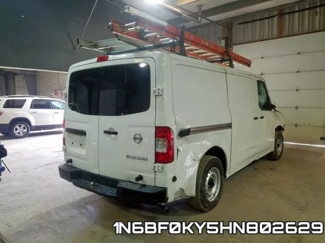 1N6BF0KY5HN802629 фото 4