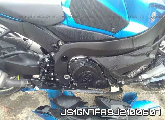JS1GN7FA9J2100607 фото 6