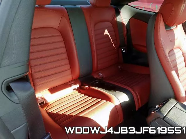 WDDWJ4JB3JF619551 фото 4