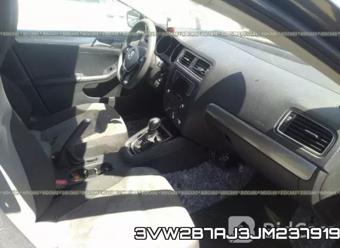3VW2B7AJ3JM237919 фото 6