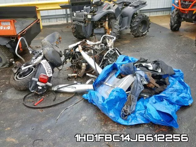 1HD1FBC14JB612256 фото 3