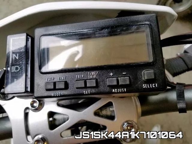 JS1SK44A1K7101064 фото 4