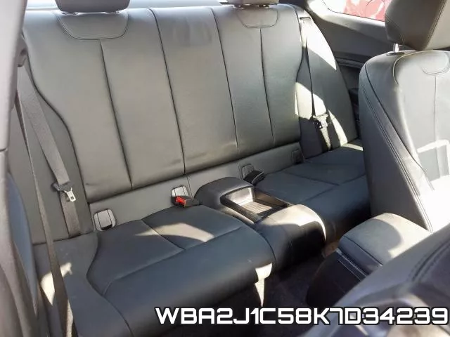 WBA2J1C58K7D34239 фото 5