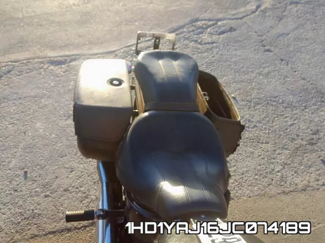 1HD1YAJ16JC074189 фото 7