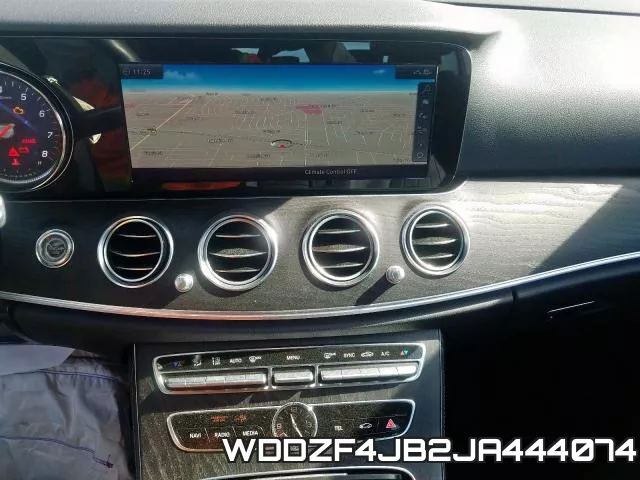 WDDZF4JB2JA444074 фото 10