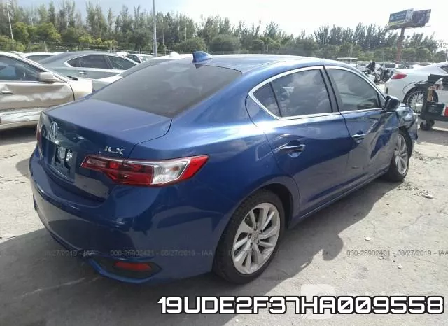 19UDE2F37HA009558 фото 5