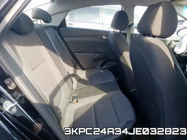 3KPC24A34JE032823 фото 4
