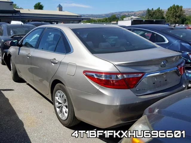 4T1BF1FKXHU696601 фото 3