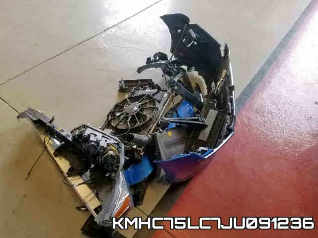 KMHC75LC7JU091236 фото 6