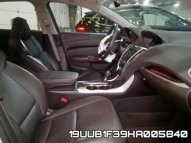 19UUB1F39HA005840 фото 4