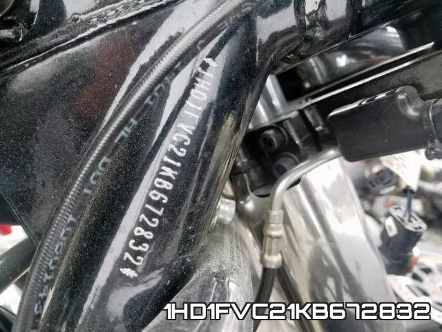 1HD1FVC21KB672832 фото 2