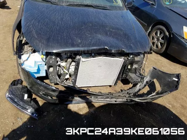 3KPC24A39KE061056 фото 10