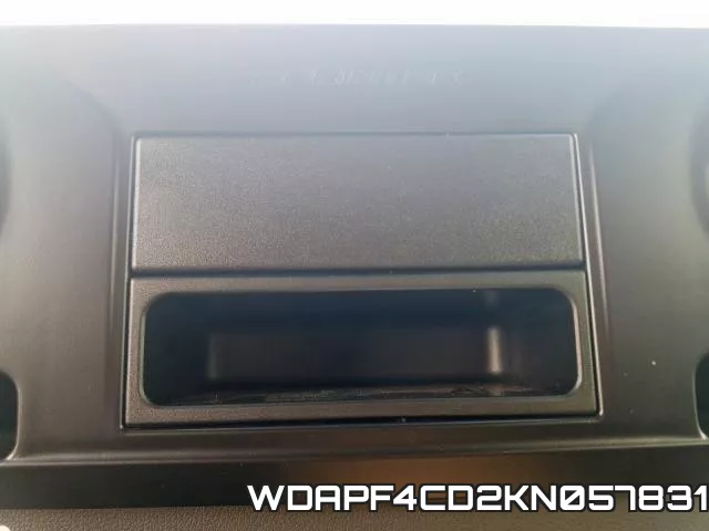 WDAPF4CD2KN057831 фото 7