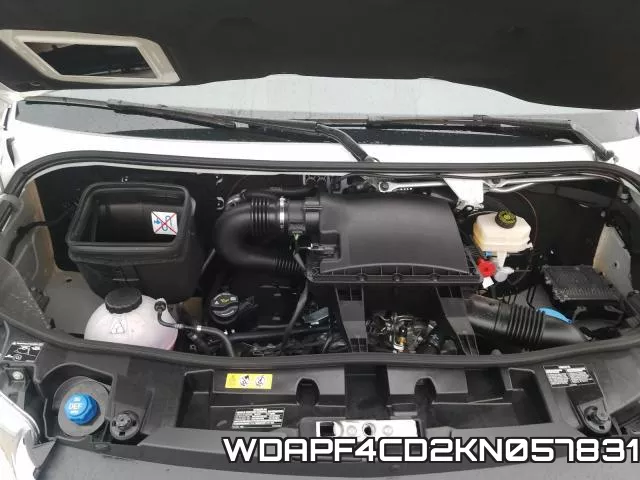 WDAPF4CD2KN057831 фото 8