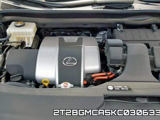 2T2BGMCA5KC030633 фото 8