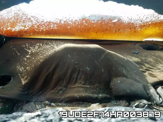 19UDE2F74HA003879 фото 9