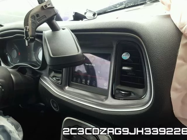 2C3CDZAG9JH339228 фото 10