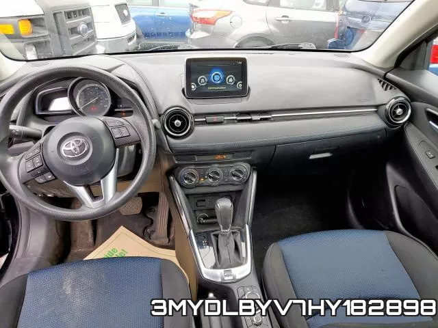 3MYDLBYV7HY182898 фото 10
