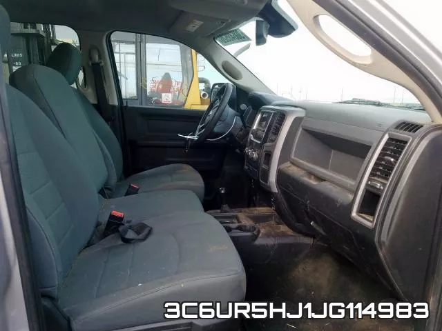 3C6UR5HJ1JG114983 фото 6