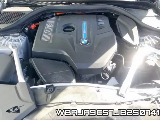 WBAJA9C57JB250741 фото 8