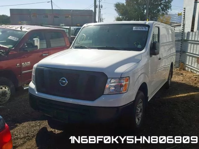 1N6BF0KY5HN806809 фото 3