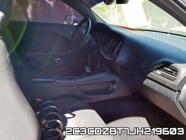 2C3CDZBT7JH219603 фото 6