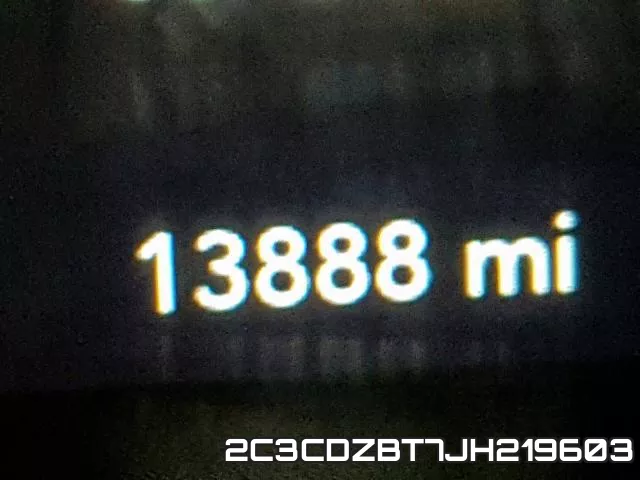 2C3CDZBT7JH219603 фото 9