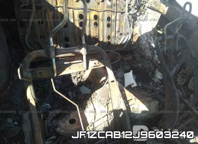 JF1ZCAB12J9603240 фото 9