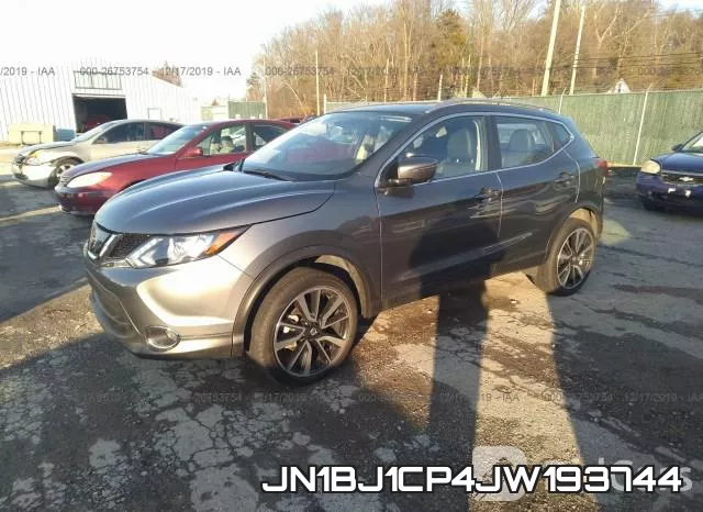 JN1BJ1CP4JW193744 фото 3