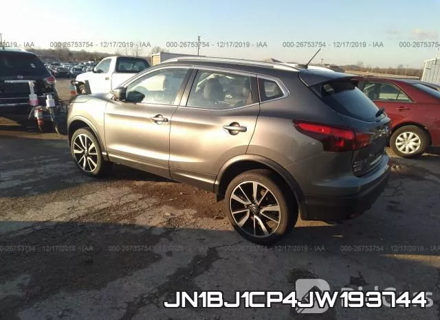 JN1BJ1CP4JW193744 фото 4